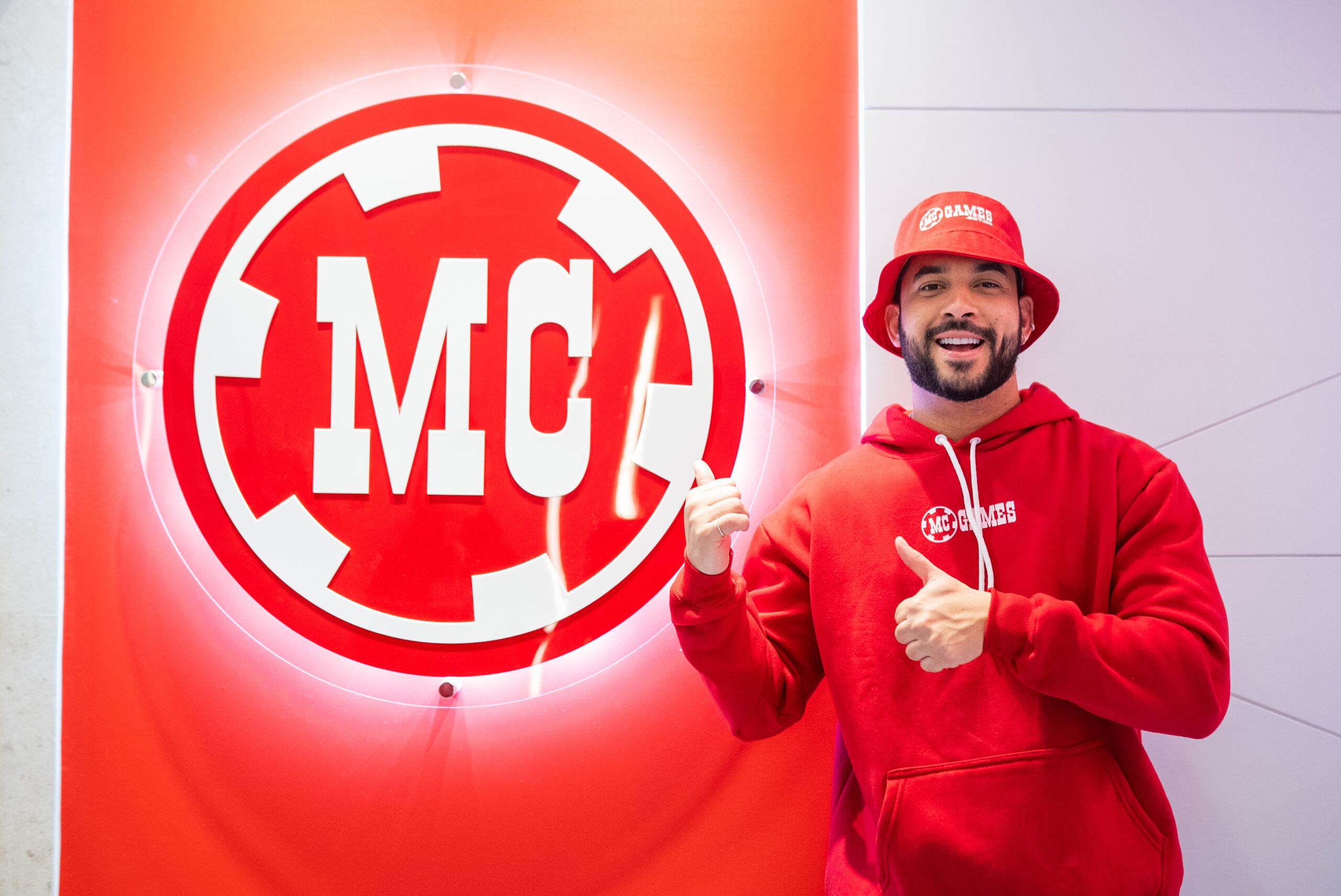 henry-freitas-e-o-novo-embaixador-da-mc-games-e-revela-sua-paixao-por-futebol-scaled-1 Henry Freitas é o novo embaixador da MC Games e revela sua paixão por futebol