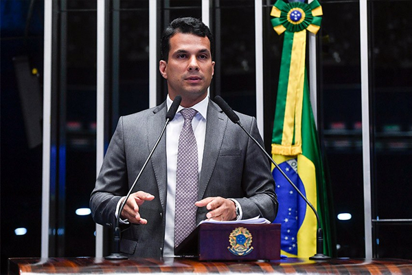 SenadorIraja_AgenciaSenado DataSenado divulga pesquisa nacional sobre regulamentação de jogos e resorts integrados