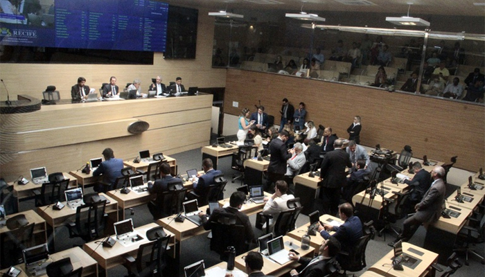 camara-do-recife-aprova-reducao-de-iss-para-apostas-e-loterias