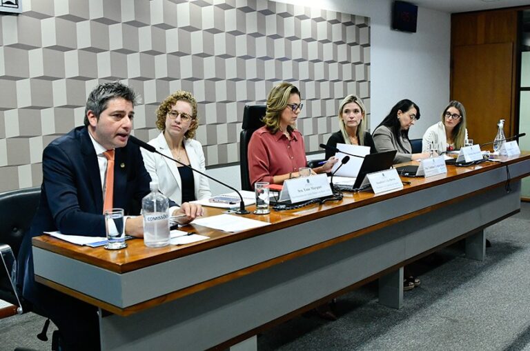 comissao-de-esporte-do-senado-convidados-sao-ceticos-sobre-restricoes-em-publicidade-de-bets-4