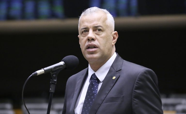 projeto-permite-que-organizacao-da-sociedade-civil-realize-bingo-para-se-manter