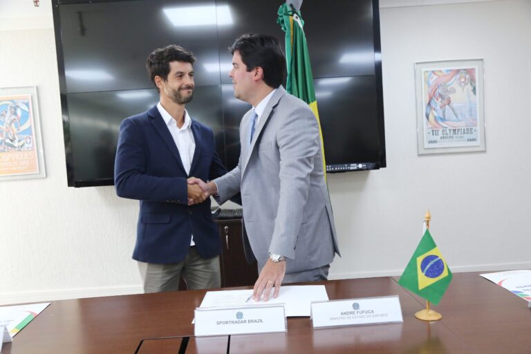 ministerio-do-esporte-e-sportradar-estabelecem-parceria-para-reforcar-a-integridade-no-esporte-brasileiro-scaled-1