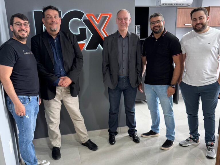 parceria-entre-ngx-e-gli-avanca-para-novas-etapas-de-certificacao-2-scaled-1