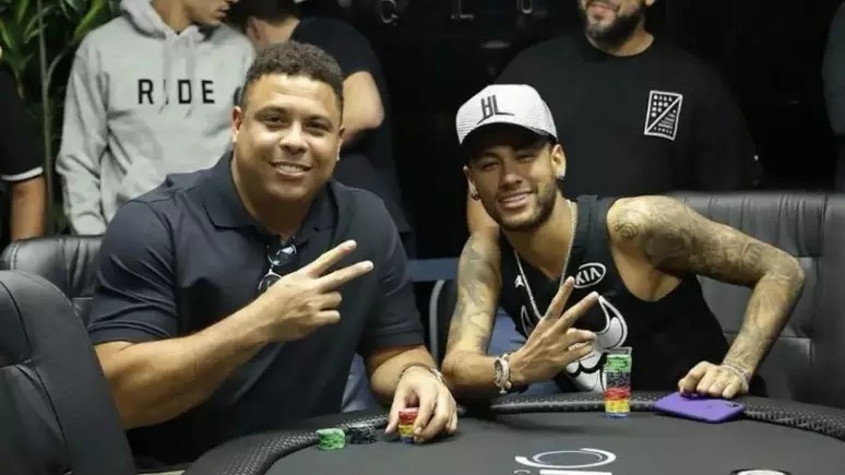 all-in-e-gols-conheca-sete-estrelas-do-futebol-que-jogam-poker