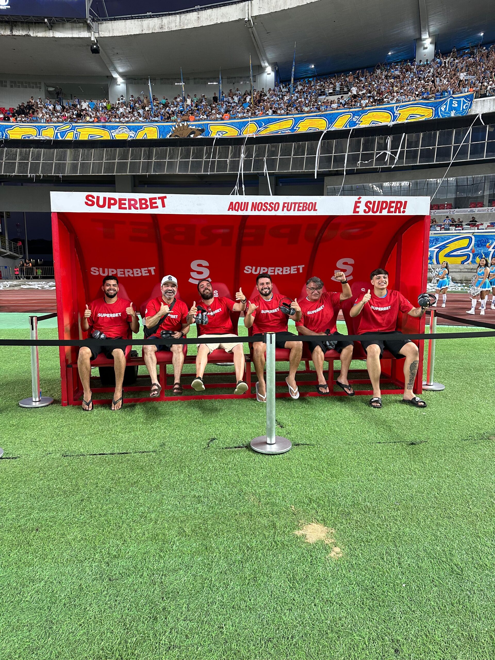 superbet-coloca-torcedores-no-campo-na-serie-b-do-brasileirao-6-scaled-1 Superbet coloca torcedores no campo na Série B do Brasileirão