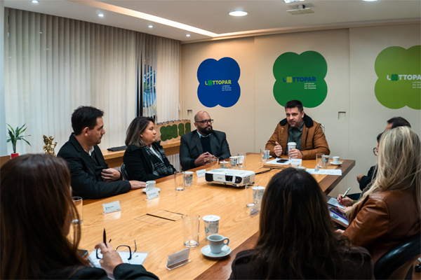 lottopar-recebe-visita-institucional-da-agrese-e-da-lotese-para-troca-de-experiencias-sobre-regulacao-e-operacao-loterica-3 Lottopar recebe visita institucional da AGRESE e da LOTESE para troca de experiências sobre regulação e operação lotérica